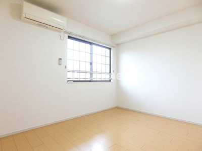 【その他】 | アフェクトⅡーＢ | 洋室にもエアコン付きです。