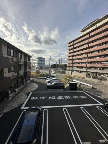 トヨタパライソエイチの駐車場
