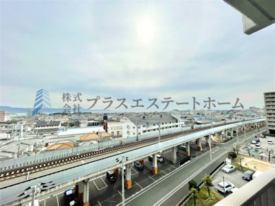 【居間・リビング】 | 明石ダイヤハイツ2号棟 | 小学校まで徒歩約7分♪中学校まで徒歩約8分♪お子様の通学も安心です♪