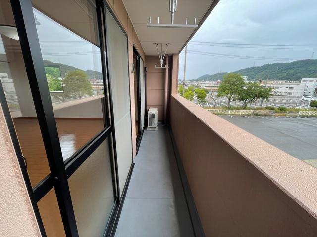 ヴィレッジ名草PARTⅢのその他|ベランダ