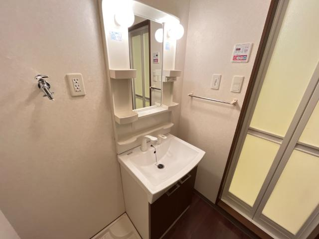 プランドール・コートの洗面所|洗髪洗面化粧台