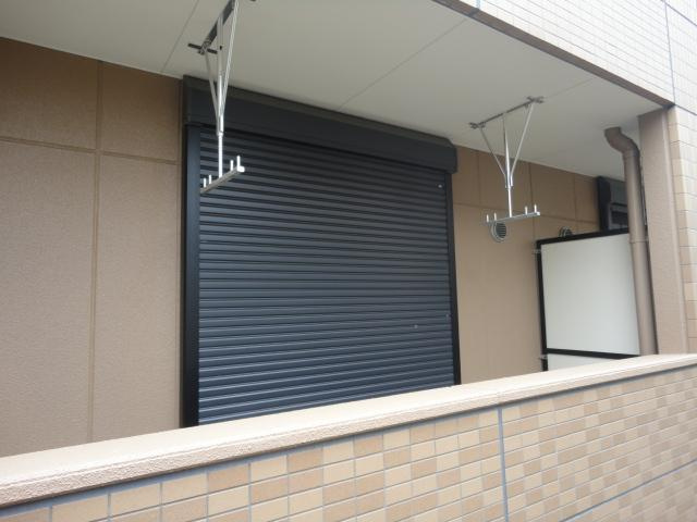 ポートＭの内装|窓シャッター