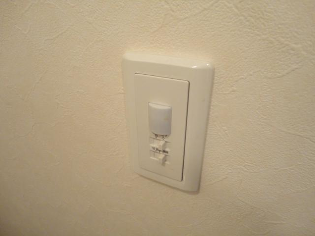 ポートＭの設備|人感センサー