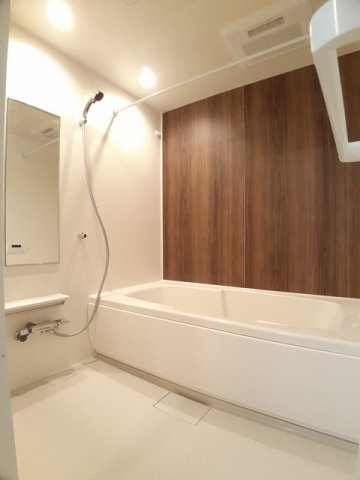 アーバンハウス根来Ⅰの浴室|日々の疲れを癒すお風呂付です