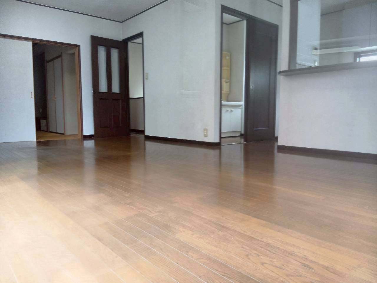 目黒区中目黒　中古戸建の居間・リビング|令和8年3月6日撮影