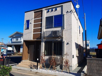 【外観】 | リサ・ファミリアⅠ | 落ち着いた雰囲気の外観です