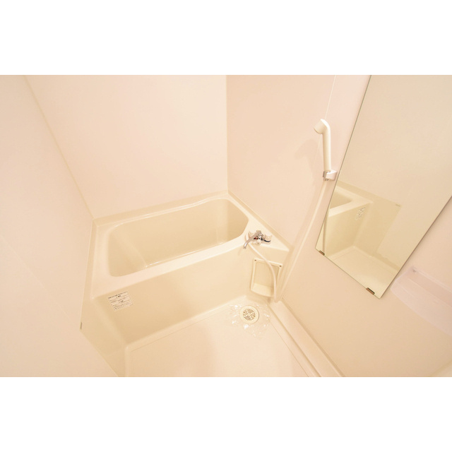 CASSIA福島駅前の浴室