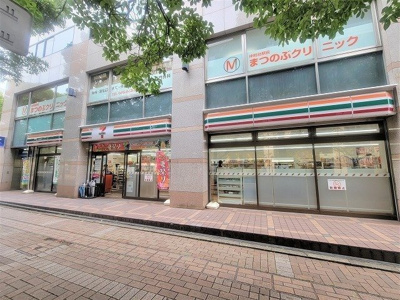 【周辺】 | デュオ仲町台 | コンビニ「セブンイレブン　横浜仲町台駅前店まで63m」