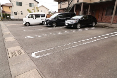 【駐車場】 | グランデ賀来 | 駐車場