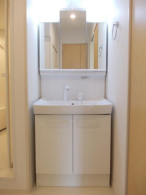 フローレスの洗面所