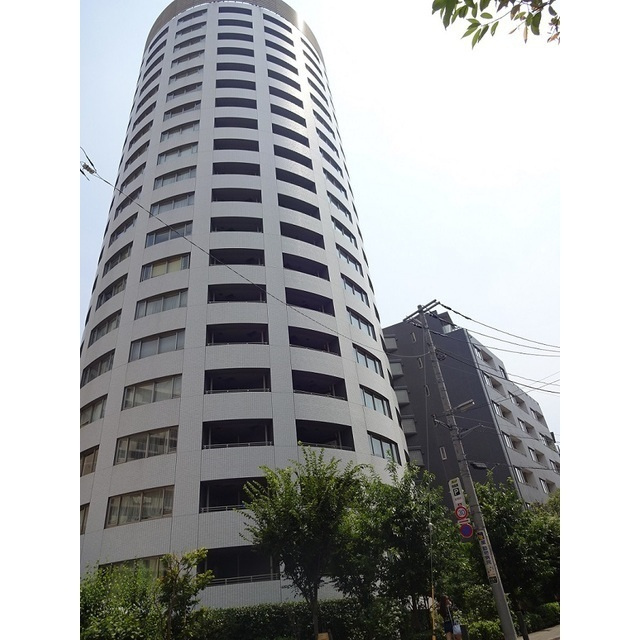 パークハウスオー・タワーの外観