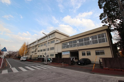 小田原市立東富水小学校まで450ｍ