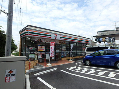 セブンイレブン鎌倉湘南町屋駅前店まで750m