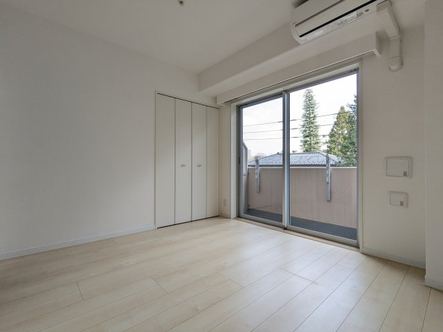 エムジー目黒駅前の居間・リビング