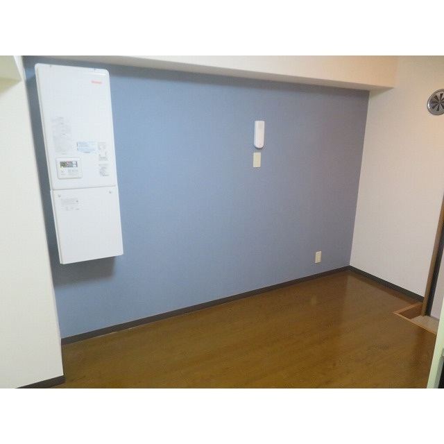 柳橋ビルの居間・リビング|洋室