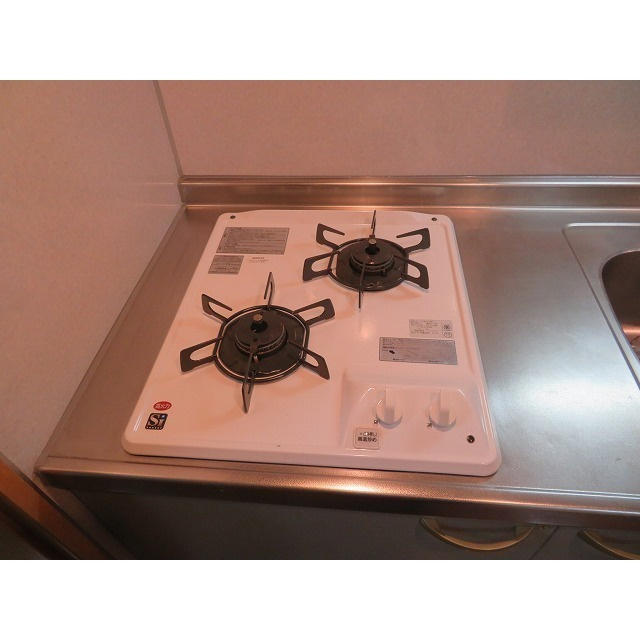 アムス東池袋のキッチン|２口ガスコンロ