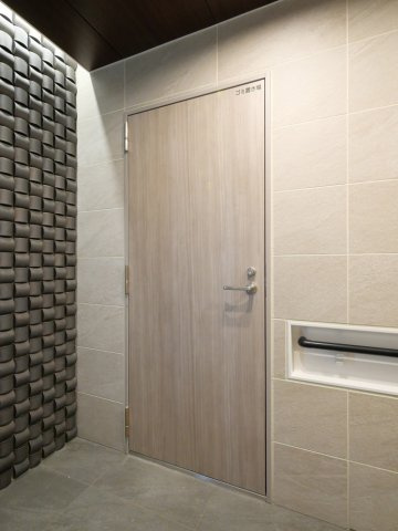 中野新井薬師レジデンスの外観