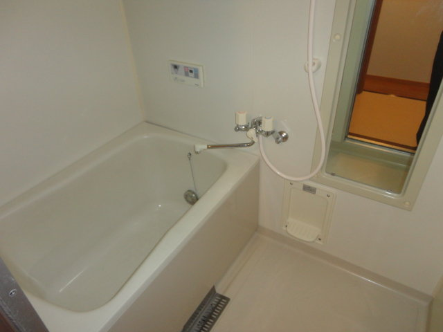 サンクレストの居間・リビング