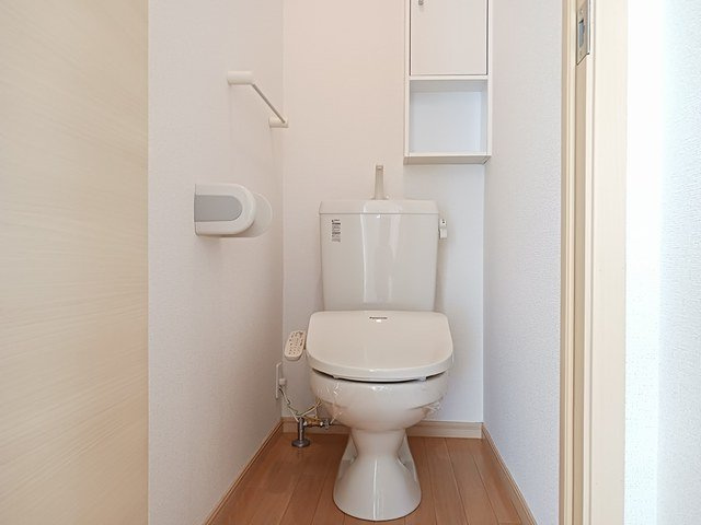 グランＭＩＫＩ　１のトイレ|清潔感のあるトイレです