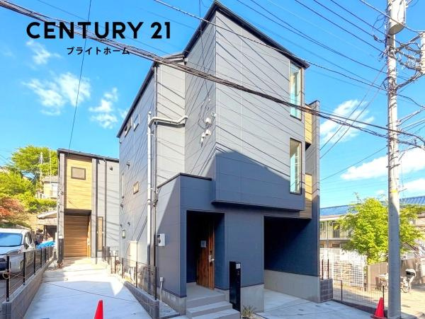 横浜市戸塚区戸塚町の新築一戸建の外観|いつでもご案内可能です！
お車でご自宅まで送迎承ります。