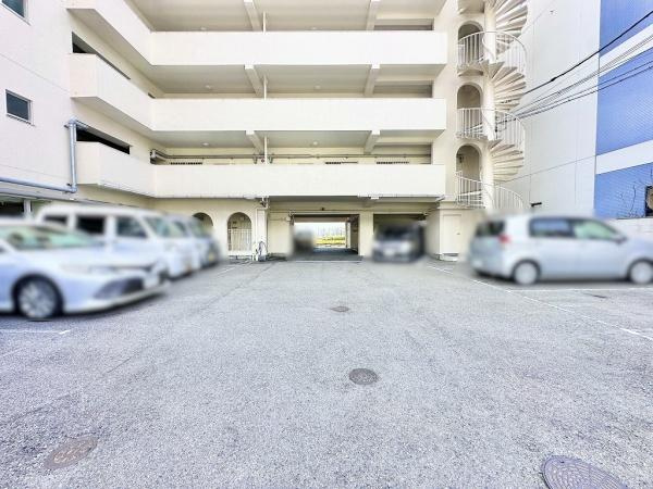 【駐車場】 | メゾン舞子ショア―