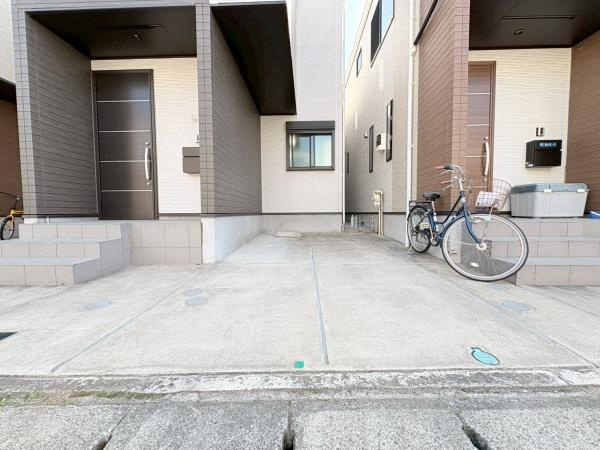 川崎市高津区東野川１丁目の中古一戸建の駐車場|平面駐車場になります！