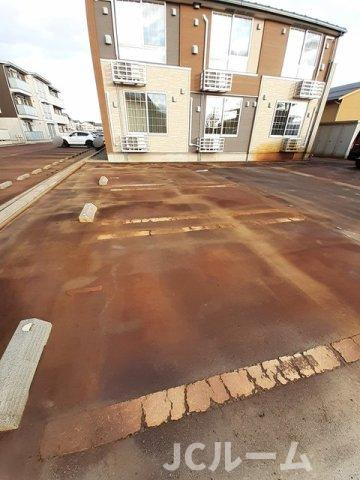 ファイン・グレースⅡの駐車場