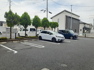 【駐車場】 | ブルーローズＢ