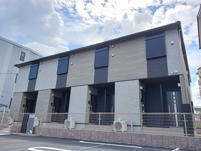 フラット・スリ－