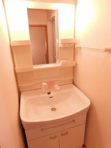 リジェール　プラースＢの洗面所