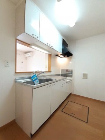 サンリット　ヴィラのキッチン|コンパクトなキッチンで掃除もラクラク