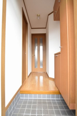 グランアムールの玄関|収納もある玄関です