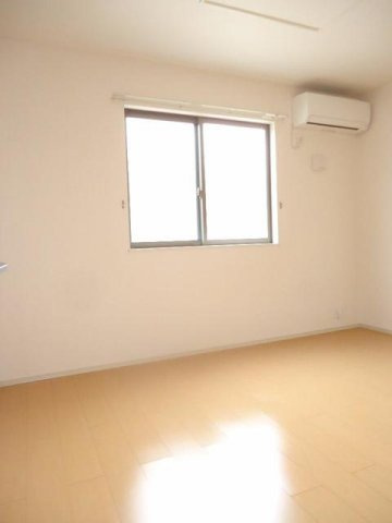 フラン　ビエ　Ａの内装|明るい色調の室内です