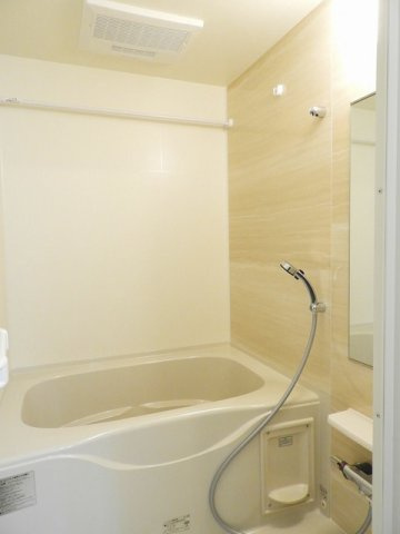 二番館の浴室|きれいなお風呂です