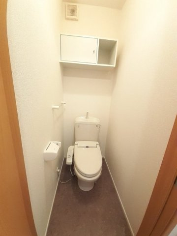 ハピネスコート　Ｂのトイレ|ゆったりとした空間のトイレです
