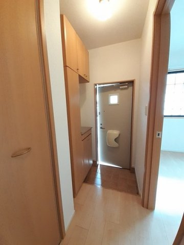 ハピネスコート　Ｂの玄関|シンプルで使いやすい玄関です