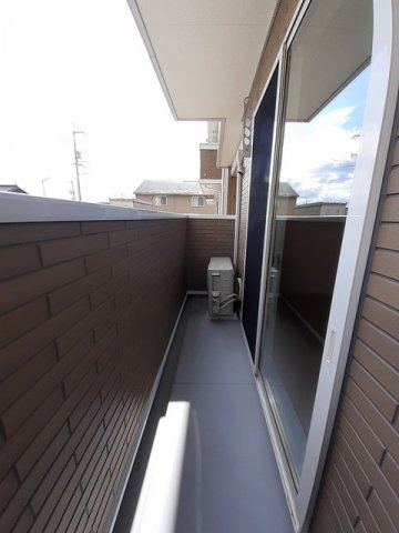 ラブリーヒルズのバルコニー|広々としたバルコニーです