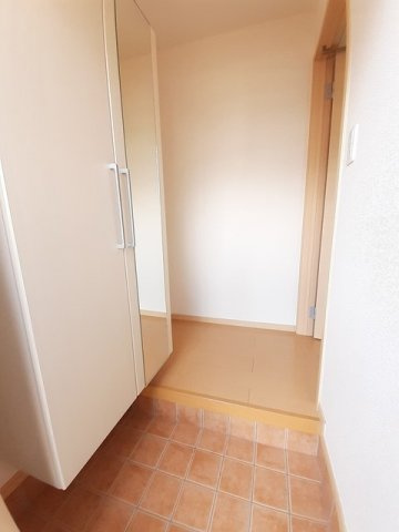 ラブリーヒルズの玄関|シンプルで使いやすい玄関です