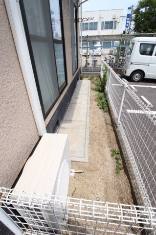 セシル豊浜の庭