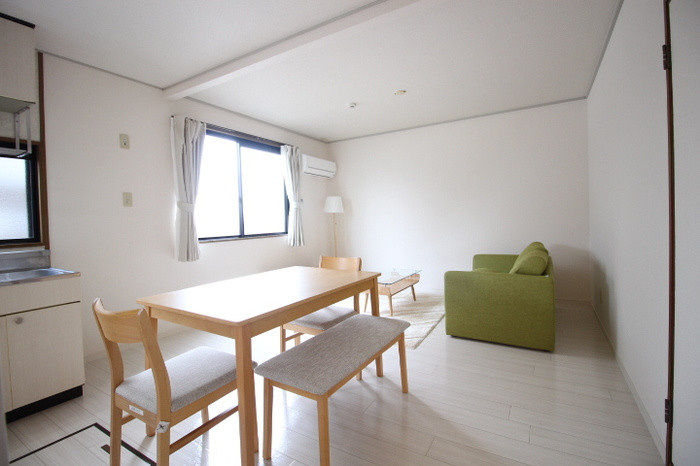 セシル豊浜の居間・リビング