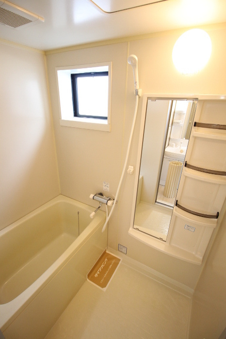 セシル豊浜の浴室