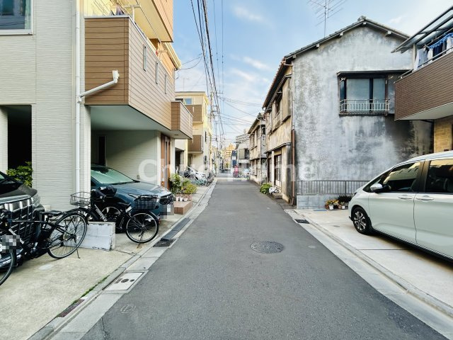 墨田区立花1丁目中古住宅の前面道路含む現地写真|全面道路