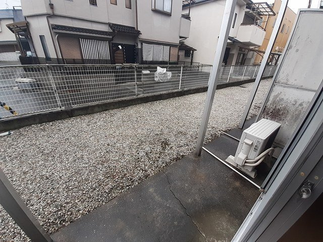 光ハイツ・杉本の庭