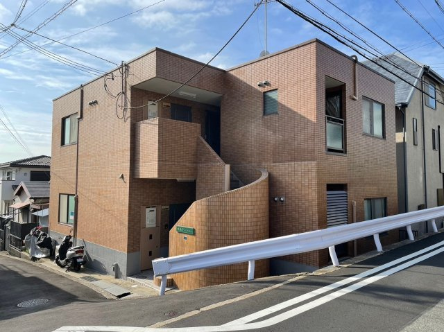 水島マンションのエントランス