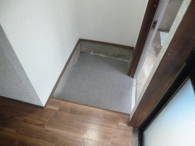 新見荘の玄関