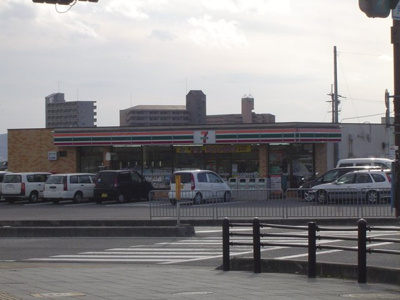 【周辺】 | エルフガーデン | コンビニまで800ｍ