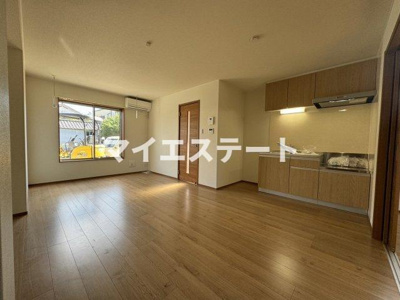 【居間・リビング】 | チェリーパークA | 別部屋写真使用