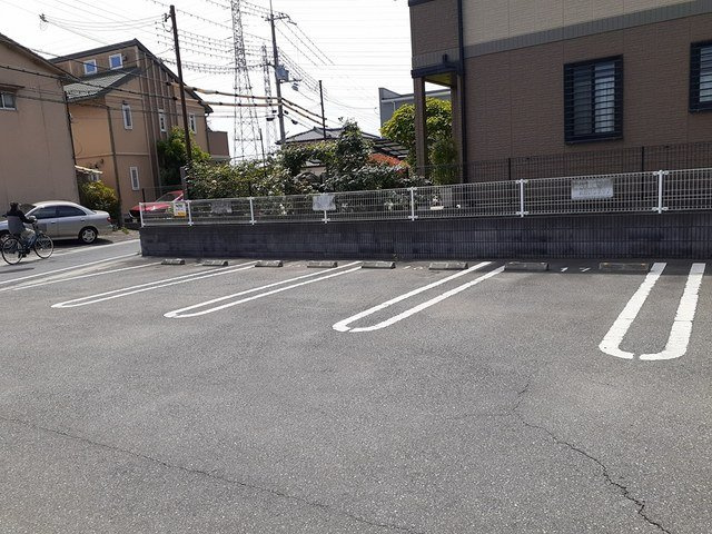 スマイル　タウンＡの駐車場