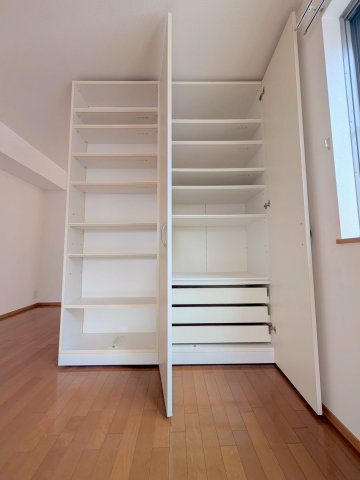 ラシュレ三鷹の収納