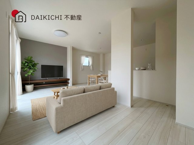 【居間・リビング】 | 行田棚田町　Livele Garden.S　新築戸建　全2棟　1号棟 | ※CGで加工しています。※家具付き販売ではございません。